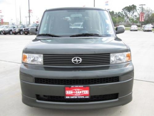 Photo of a 2004-2006 Scion xB in Camouflage Metallic (paint color code 6M7)