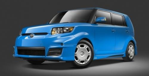 Photo of a 2011 Scion xB in Voodoo Blue (paint color code 8T6)