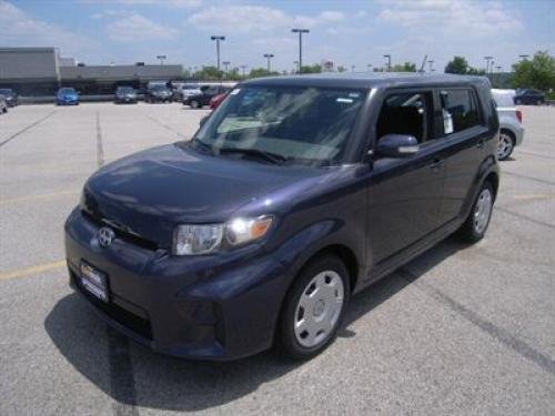 Photo of a 2011-2012 Scion xB in Elusive Blue Metallic (paint color code 9AF)