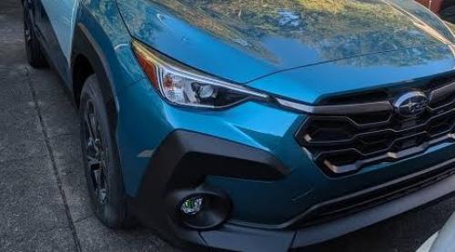 Photo of a 2027 Subaru Impreza in Tidepool Teal Pearl (paint color code 8L5)