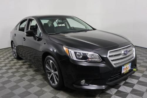 Photo of a 2015-2018 Subaru Legacy in Crystal Black Silica (paint color code D4S