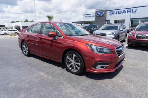 Photo of a 2018-2019 Subaru Legacy in Crimson Red Pearl (paint color code M1Y)