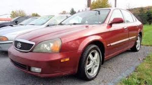 Photo of a 2004-2005 Suzuki Verona in Garnet Red Metallic (paint color code 64U)