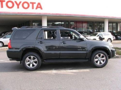 Photo of a 2006-2009 Toyota 4Runner in Shadow Mica (paint color code 1F4)