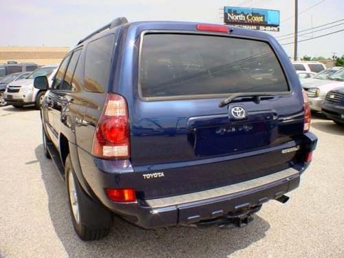 Photo of a 2003-2005 Toyota 4Runner in Stratosphere Mica (paint color code 8Q0)