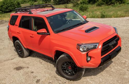 Photo of a 2024 Toyota 4Runner in Solar Octane (paint color code 4W5)