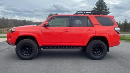 Photo of a 2023 Toyota 4Runner in Solar Octane (paint color code 4W5)