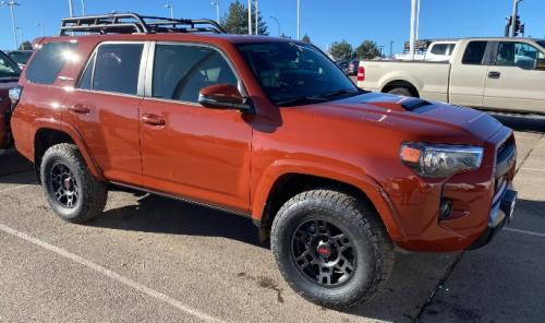 Photo of a 2024 Toyota 4Runner in Terra (paint color code 4Z0)