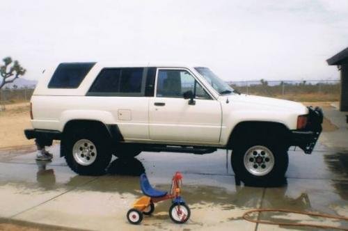 Photo of a 1986 Toyota 4Runner in White (paint color code 2S4