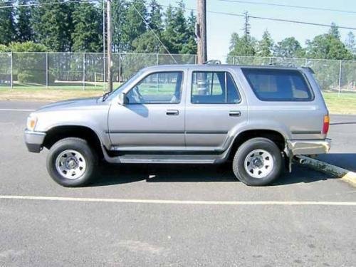 Photo of a 1993-1995 Toyota 4Runner in Pewter Pearl (paint color code 196