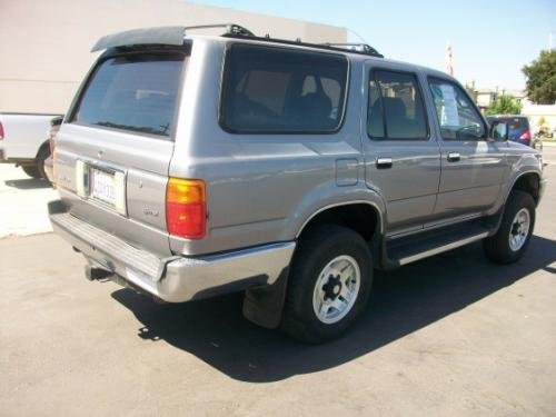 Photo of a 1993-1995 Toyota 4Runner in Pewter Pearl (paint color code 196