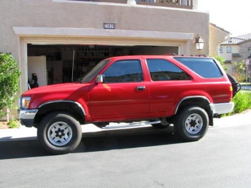 Photo of a 1994 Toyota 4Runner in Cardinal Red (paint color code 3H7