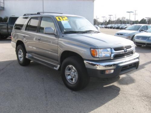 Photo of a 2002 Toyota 4Runner in Thunder Cloud Metallic (paint color code KG9)