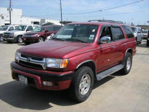 Photo of a 2000 Toyota 4Runner in Sunfire Red Metallic (paint color code KH6