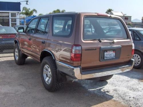 Photo of a 1999 Toyota 4Runner in Autumn Blaze (paint color code K90)