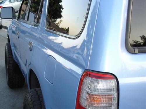 Photo of a 1996-1998 Toyota 4Runner in Azure Blue Pearl (paint color code 8L6)