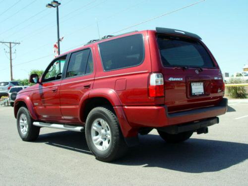 Photo of a 2002 Toyota 4Runner in Sunfire Red Pearl on Sunfire Red Pearl (paint color code KH6)