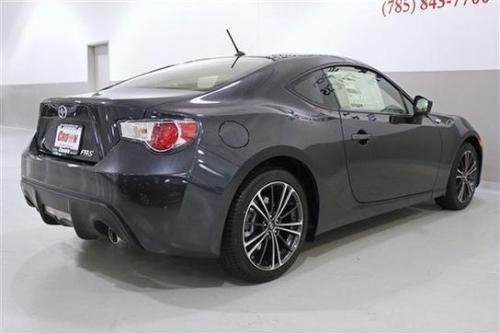Photo of a 2013-2019 Toyota 86 in Asphalt (paint color code 61K