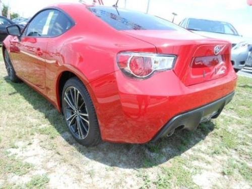 Photo of a 2013-2015 Toyota 86 in Firestorm (paint color code C7P