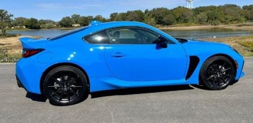Photo of a 2022-2023 Toyota 86 in Neptune (paint color code DAR