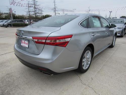 Photo Image Gallery & Touchup Paint: Toyota Avalon in Celestial Silver ...