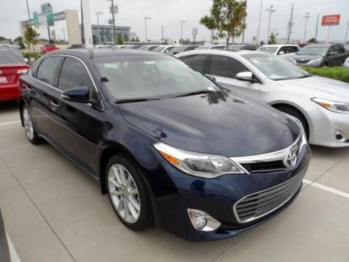 Photo Image Gallery & Touchup Paint: Toyota Avalon in Nautical Blue ...