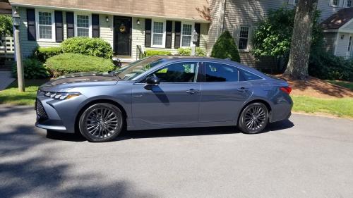 Photo of a 2019-2022 Toyota Avalon in Harbor Gray Metallic (paint color code 1K4)