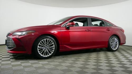 Photo of a 2019-2022 Toyota Avalon in Ruby Flare Pearl (paint color code 3T3)