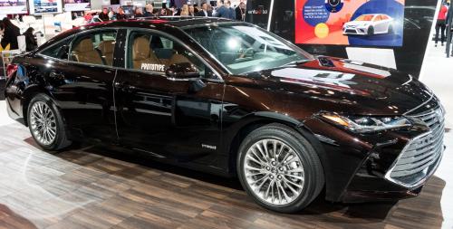 Photo of a 2019-2022 Toyota Avalon in Opulent Amber (paint color code 4X9)