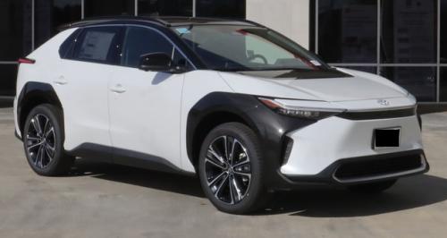 Photo of a 2023 Toyota bZ in Black on Wind Chill Pearl (paint color code 2VP)