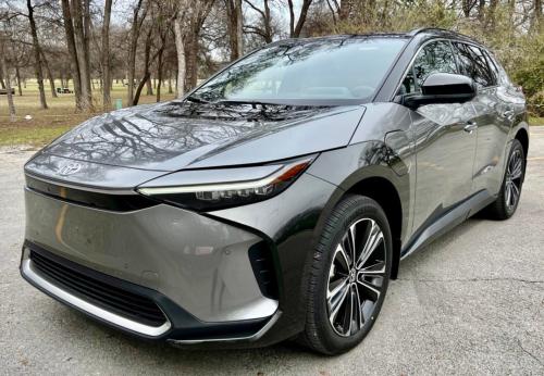Photo of a 2023-2025 Toyota bZ in Black on Heavy Metal (paint color code 2WC)
