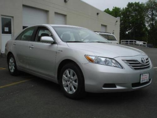 Photo Image Gallery & Touchup Paint: Toyota Camry in Classic Silver ...