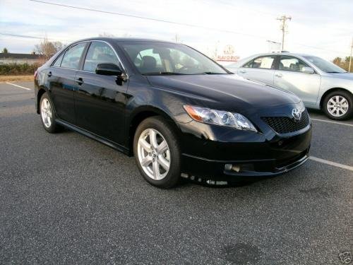 Photo of a 2008 Toyota Camry in Black (paint color code 202