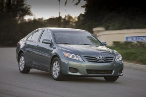 Photo of a 2007-2011 Toyota Camry in Aloe Green Metallic (paint color code 776)