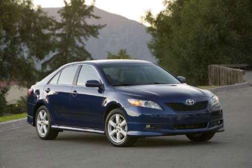 Photo of a 2007-2011 Toyota Camry in Blue Ribbon Metallic (paint color code 8T5