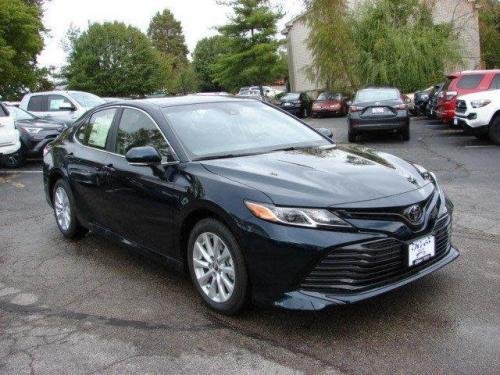 Photo of a 2018-2021 Toyota Camry in Galactic Aqua Mica (paint color code 221