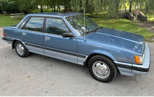 Photo of a 1986 Toyota Camry in Medium Blue Metallic on Light Blue Metallic (paint color code 2Y9)