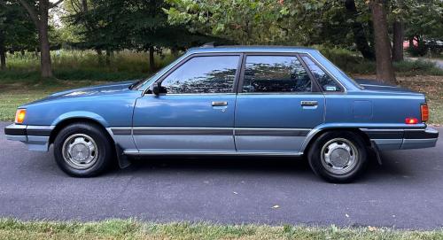 Photo of a 1986 Toyota Camry in Medium Blue Metallic on Light Blue Metallic (paint color code 2Y9)