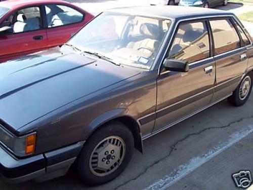 Photo of a 1986 Toyota Camry in Dark Brown Metallic on Beige Metallic (paint color code 2Z1)