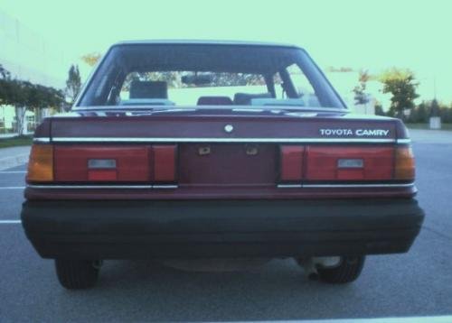 Photo of a 1986 Toyota Camry in Dark Red (paint color code 3F1)