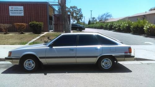 Photo of a 1985 Toyota Camry in Light Beige Metallic (paint color code 2T2