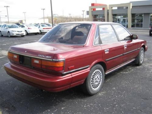 Photo Image Gallery & Touchup Paint: Toyota Camry in Medium Red Pearl (3H4)