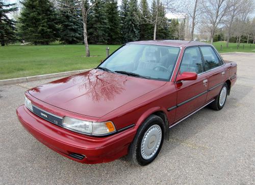 Photo Image Gallery & Touchup Paint: Toyota Camry in Medium Red Pearl (3H4)