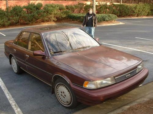 Photo of a 1989-1990 Toyota Camry in Mahogany Pearl (paint color code 4J7)