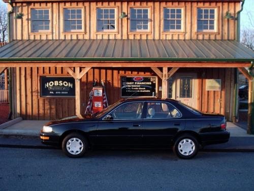 Photo of a 1992-1996 Toyota Camry in Black (paint color code 202
