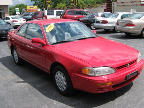 Photo Image Gallery & Touchup Paint: Toyota Camry in Rally Red (3J6)