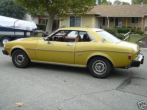 Photo of a 1976 Toyota Celica in Yellow (paint color code 532)