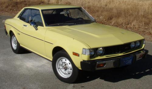 Photo Image Gallery & Touchup Paint: Toyota Celica in Pure Yellow (534)