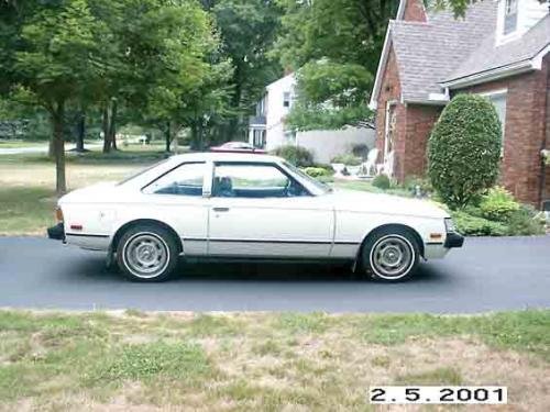 Photo of a 1980-1981 Toyota Celica in White (paint color code 033)