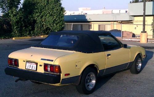 Photo Image Gallery & Touchup Paint: Toyota Celica in Yellow (541)